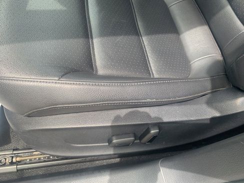 Used 2017 Volkswagen Jetta SEL FWD image 10