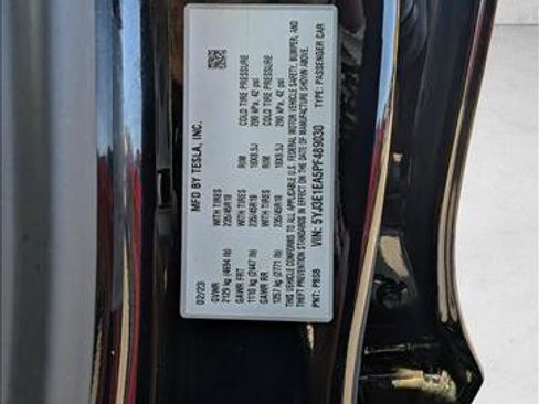 Used 2023 Tesla Model 3 Standard Range image 19