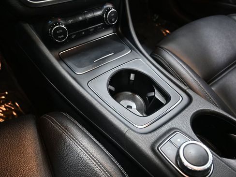 Used 2018 Mercedes-Benz CLA 250 250 4MATIC image 20