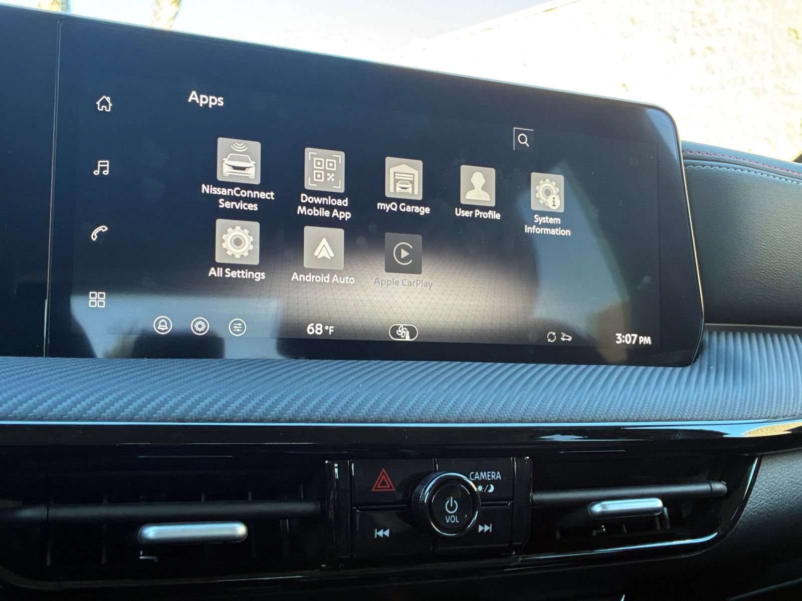 Used 2026 Nissan Kicks SR FWD image 19