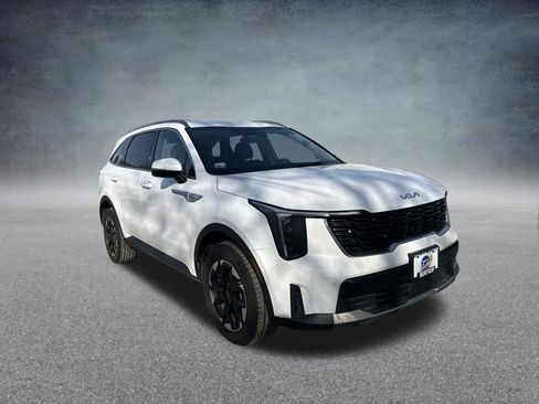 Used 2024 Kia Sorento S image 40