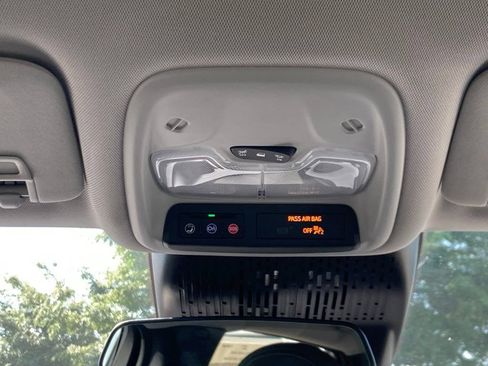 New 2027 Chevrolet Bolt LT w/ Comfort Package FWD image 10