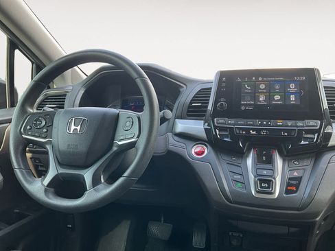 Used 2019 Honda Odyssey EX image 12