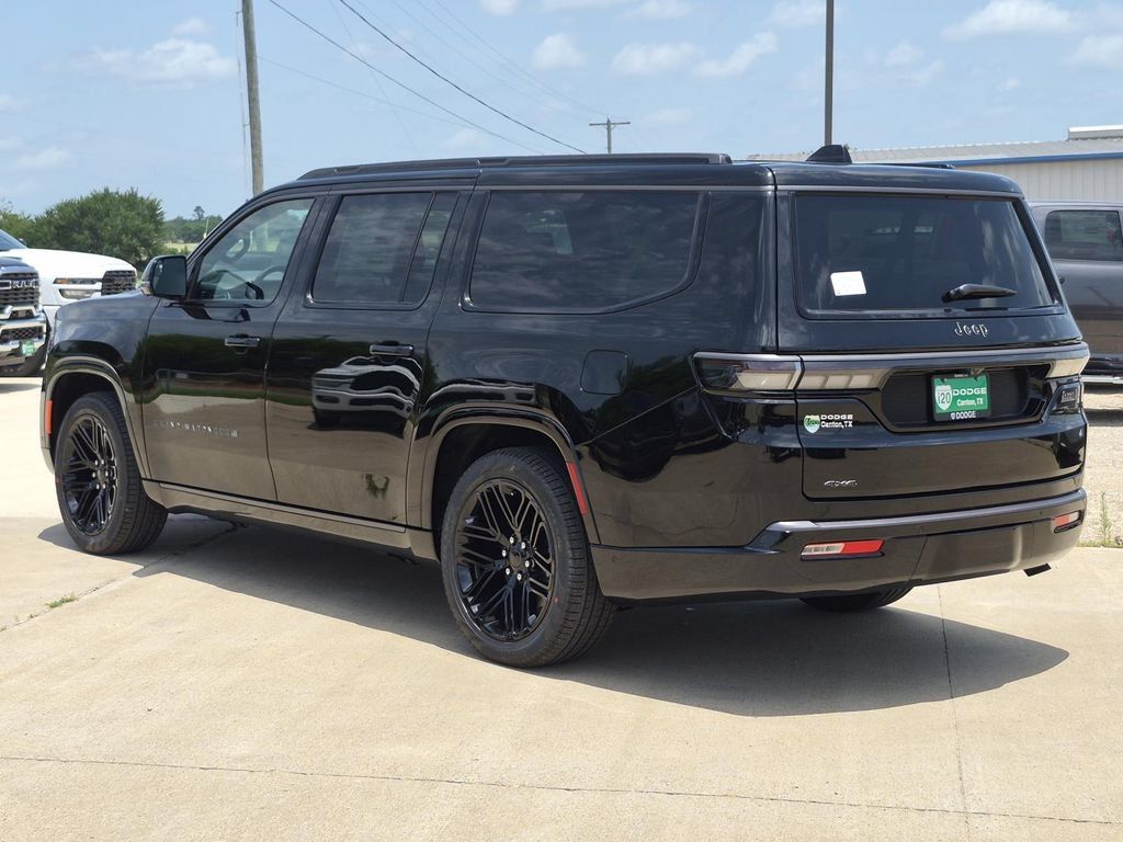 New 2026 Jeep Grand Wagoneer L Limited AWD/4WD image 4