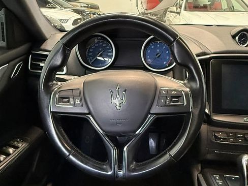 Used 2017 Maserati Ghibli S image 15
