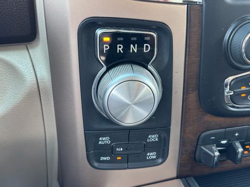 Used 2016 RAM 1500 Laramie Longhorn w/ Convenience Group AWD/4WD image 18