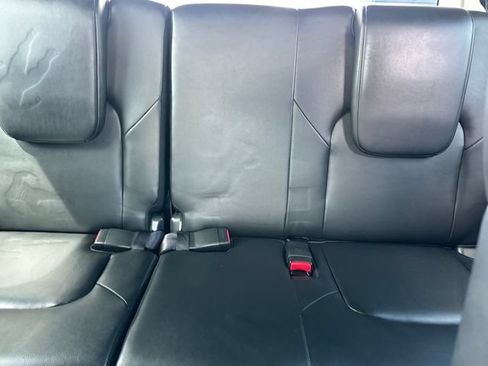 Used 2023 Nissan Armada SL w/ Captain's Chairs Package AWD/4WD image 16