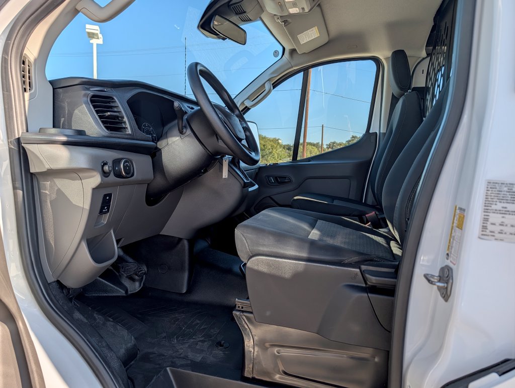Certified 2025 Ford Transit 250 Low Roof w/ Exterior Upgrade Package RWD image 13