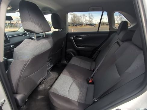 Used 2025 Toyota RAV4 XLE image 27