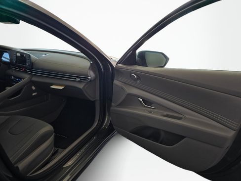 New 2026 Hyundai Elantra Sport FWD image 41