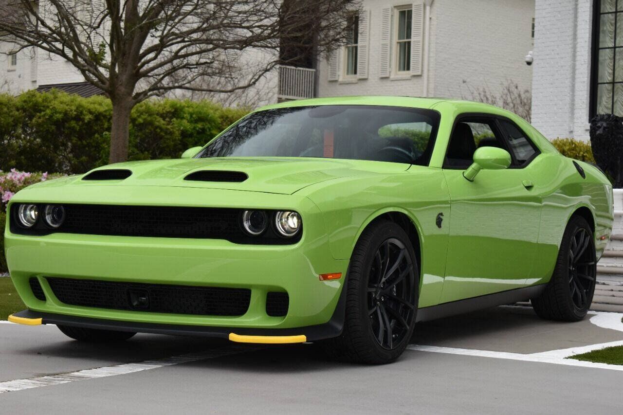 Used 2023 Dodge Challenger SRT Hellcat RWD image 14