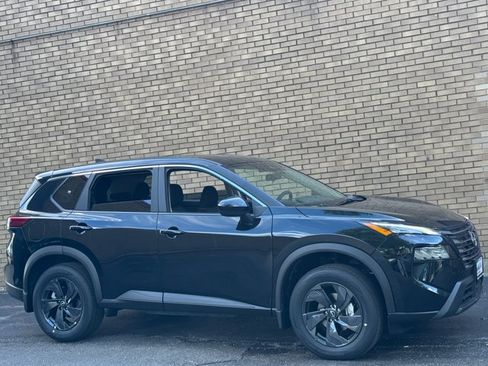 New 2026 Nissan Rogue SV AWD/4WD image 9