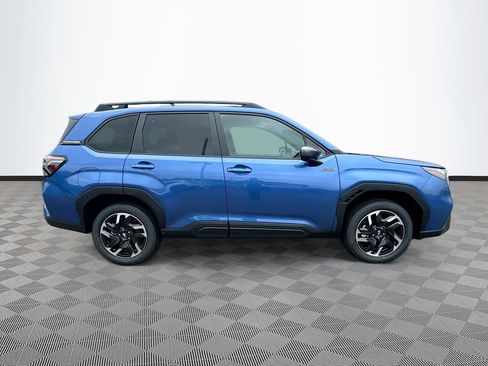 New 2026 Subaru Forester Premium AWD/4WD image 32