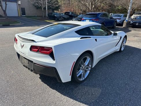 Used 2019 Chevrolet Corvette Stingray Coupe w/ 1LT image 5
