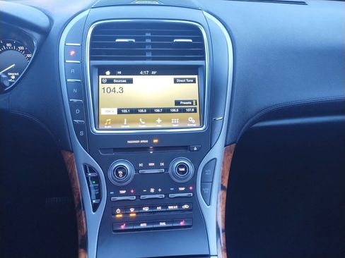 Used 2016 Lincoln MKX Select w/ Select Plus Package image 9