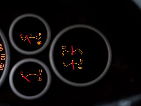 Used 2010 Toyota Tundra 4x4 CrewMax image 22