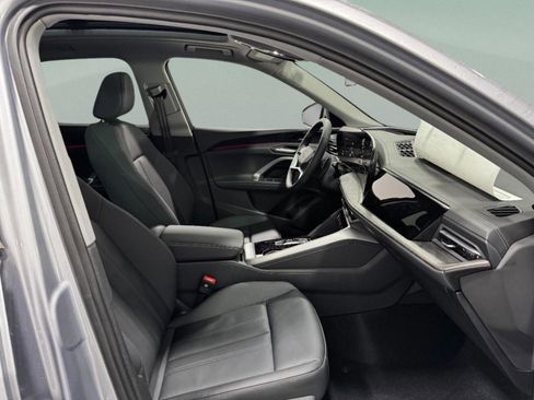 New 2025 Audi Q5 Premium Plus image 18
