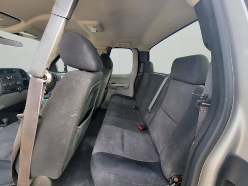 Used 2010 Chevrolet Silverado 1500 W/T image 18