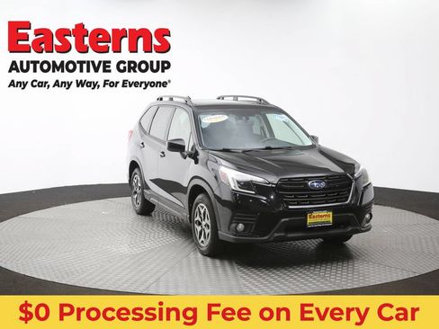 Used 2023 Subaru Forester Premium AWD/4WD image 55