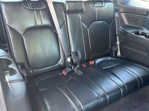 Certified 2025 Honda Pilot TrailSport image 13