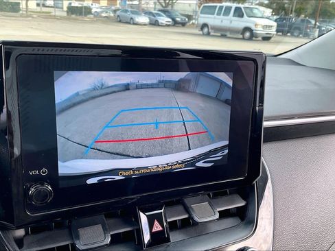 Used 2024 Toyota Corolla LE image 46