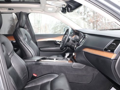 Used 2019 Volvo XC90 T6 Inscription w/ Advanced Package image 43