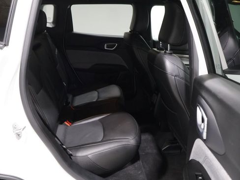 Used 2023 Jeep Compass Latitude AWD/4WD image 21