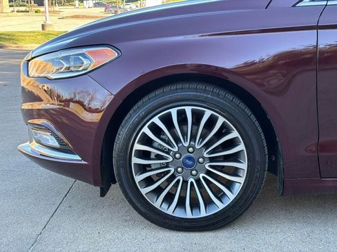 Used 2017 Ford Fusion SE AWD/4WD image 10