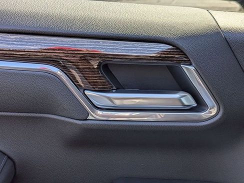 New 2026 GMC Sierra 1500 SLE image 27