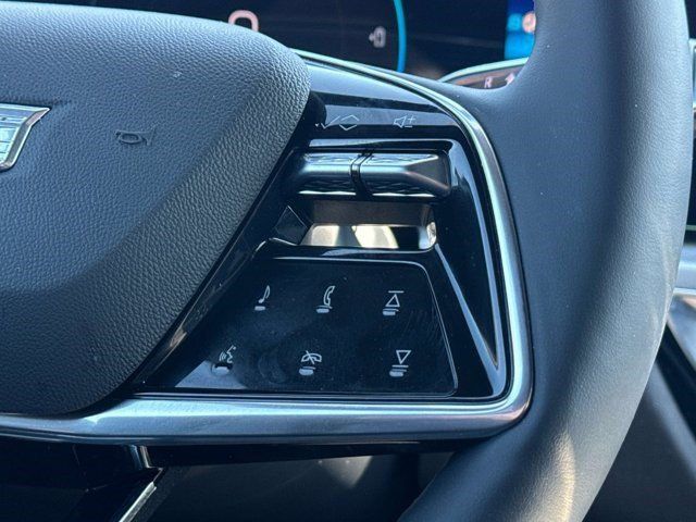 Certified 2024 Cadillac Lyriq Luxury AWD/4WD image 15