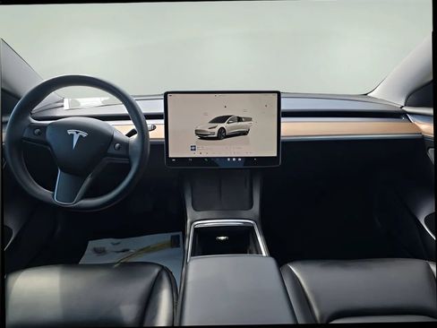 Used 2023 Tesla Model 3 Standard Range RWD image 14