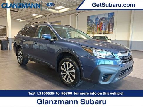 Used 2020 Subaru Outback Premium AWD/4WD image 1