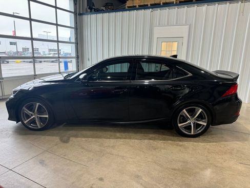 Used 2018 Lexus IS 300 AWD w/ Comfort Package image 4