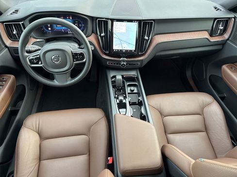 Used 2024 Volvo XC60 T8 Plus w/ Protection Package Premier image 18