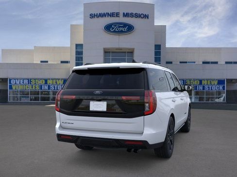 New 2025 Ford Expedition Platinum w/ Stealth Performance Package AWD/4WD image 8