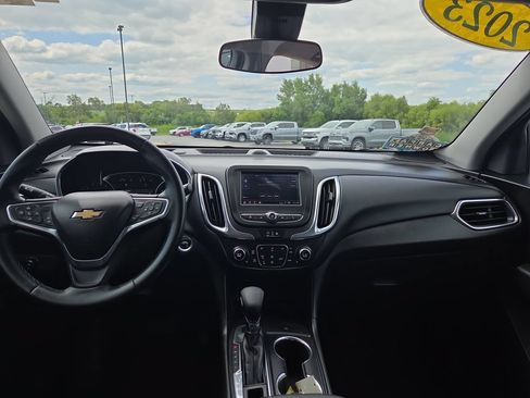 Certified 2023 Chevrolet Equinox LT AWD/4WD image 11