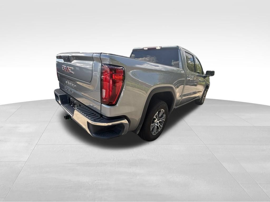 Used 2025 GMC Sierra 1500 SLT RWD image 8