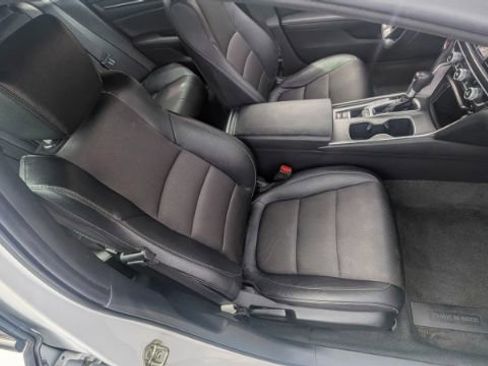 Used 2020 Honda Accord Sport image 19