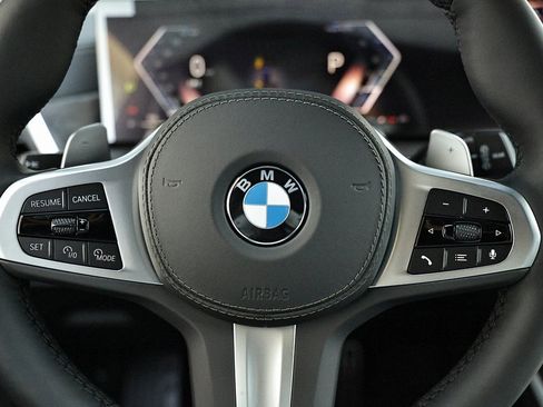 New 2026 BMW X7 xDrive40i w/ M Sport Package image 33