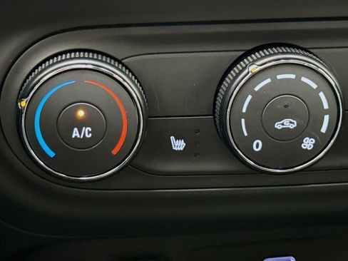 New 2026 Chevrolet Trax RS image 21