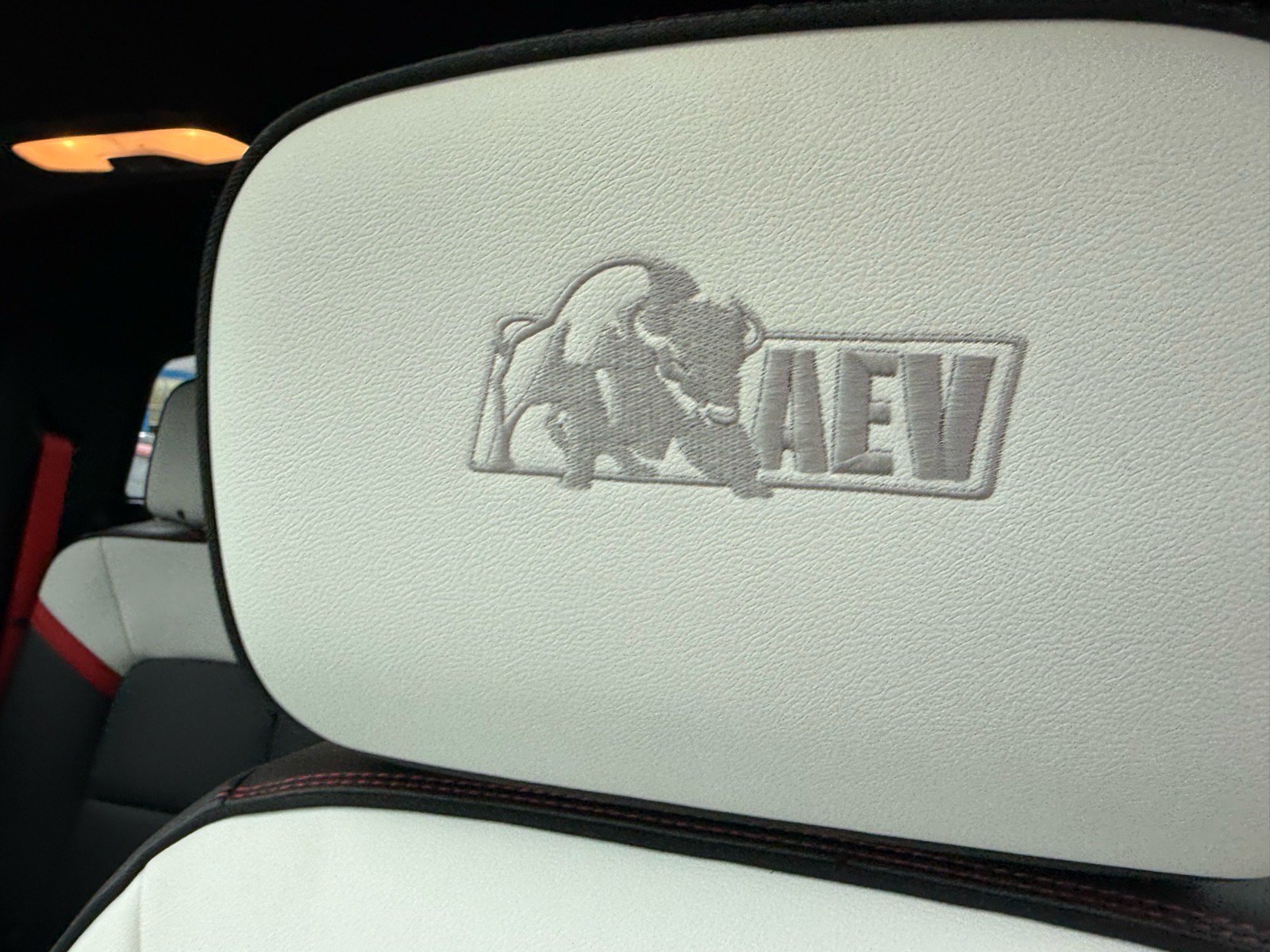 Used 2024 GMC Canyon AT4X w/ AT4X AEV Edition AWD/4WD image 16