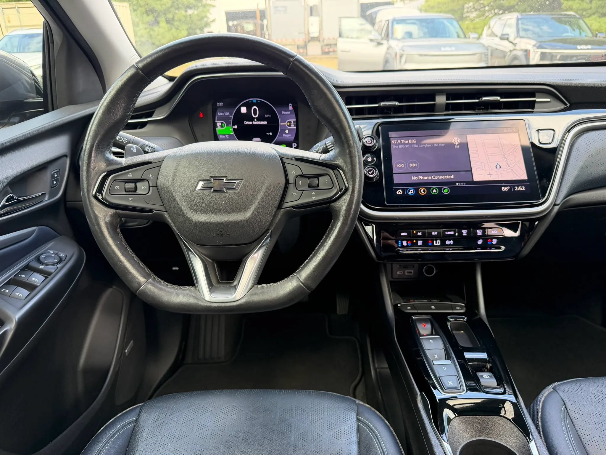 Used 2022 Chevrolet Bolt EUV Premier w/ Sun & Sound Package FWD image 13