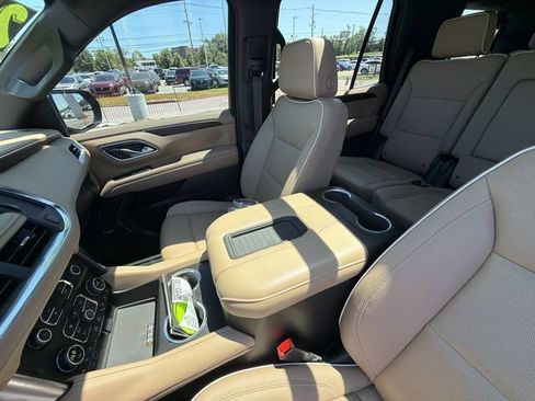 Used 2024 Chevrolet Tahoe Premier w/ Premium Package AWD/4WD image 20