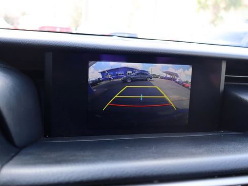 Used 2019 Lexus IS 300 RWD image 19