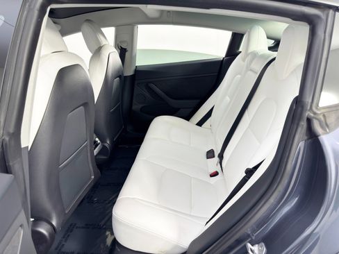 Used 2022 Tesla Model 3 Long Range image 42