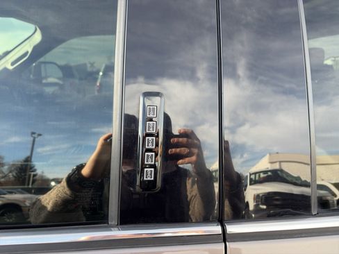 Used 2019 Ford F250 Limited w/ FX4 Off-Road Package image 11