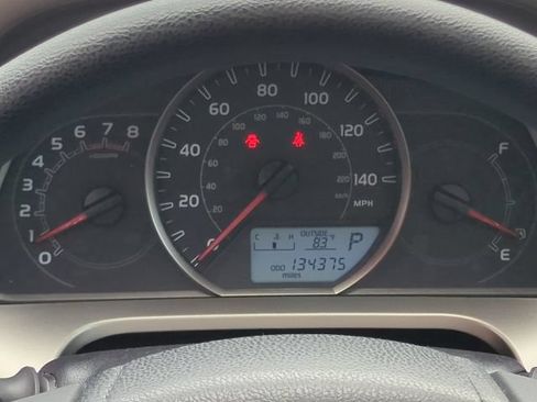 Used 2015 Toyota RAV4 XLE AWD/4WD image 7