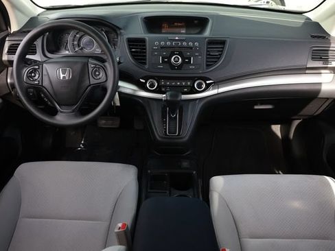 Used 2016 Honda CR-V LX image 2