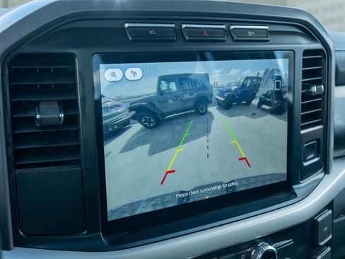 Used 2022 Ford F150 Lightning Pro image 27