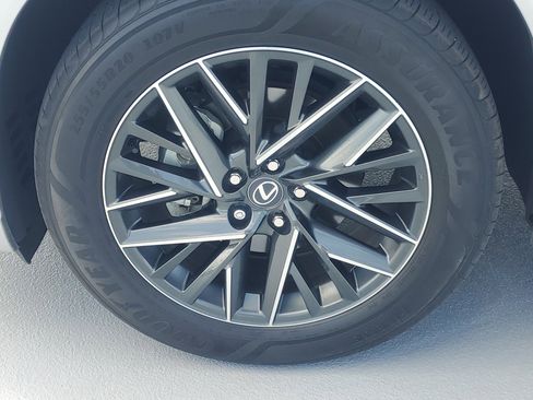 Certified 2025 Lexus TX 350 AWD w/ Technology Package image 4